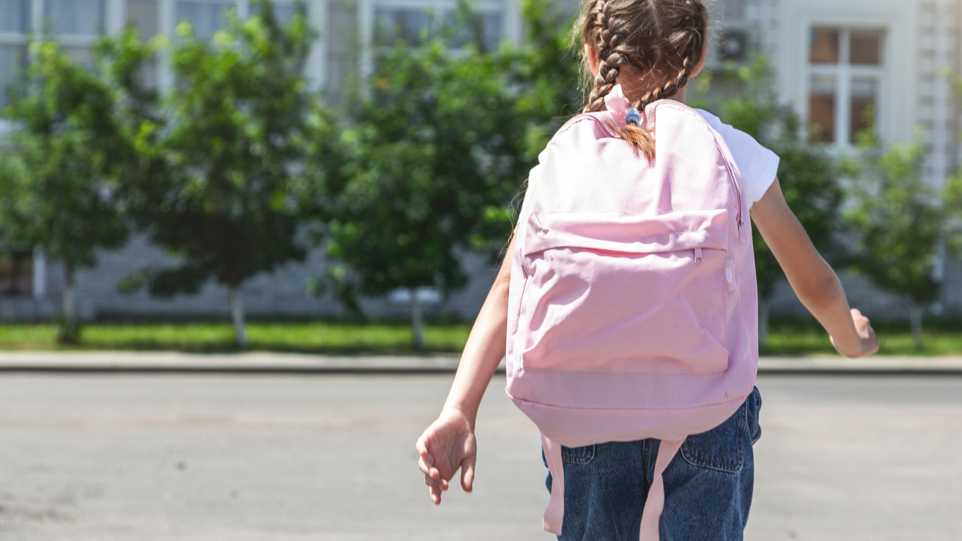 Backpack Back Pain in Kids: Simple Tips to Keep Your Child’s Spine Safe